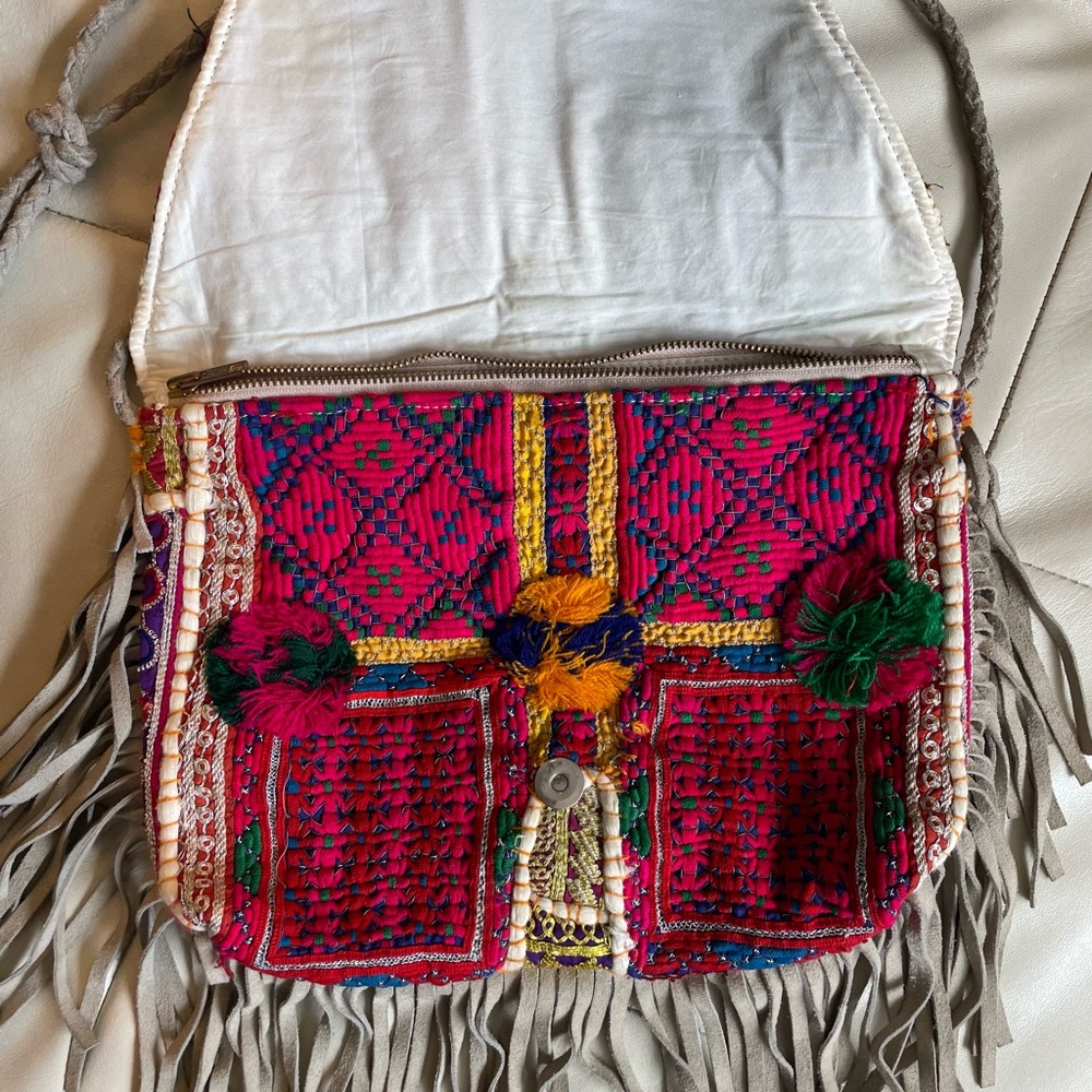Calypso St Barth Boho Fringe Multi Purse - Picture 4 of 8